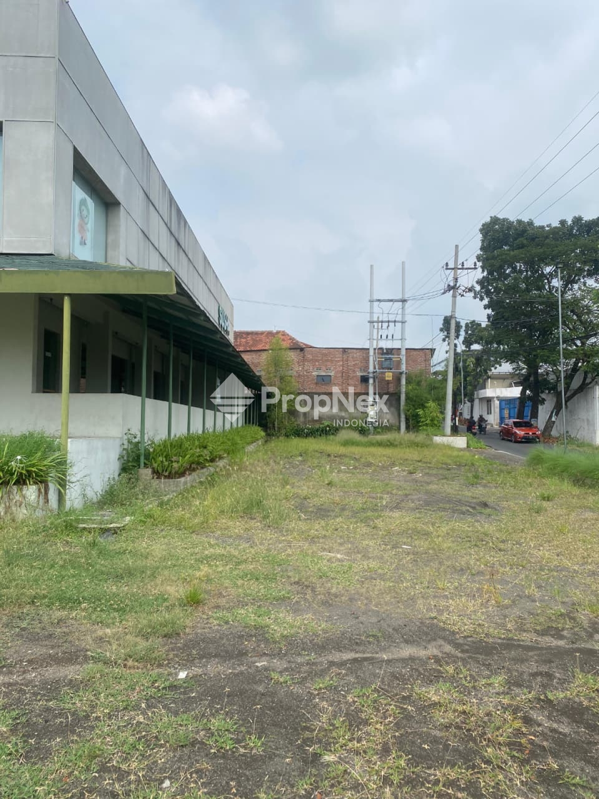GEDUNG KOMERSIAL PREMIUM NOL JALAN DI PANDAAN — foto 4